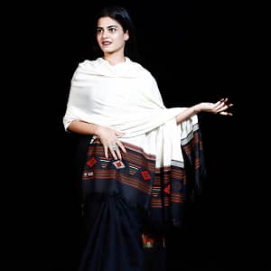 Shawl Super Fine Merino Black Kullu Border white centre